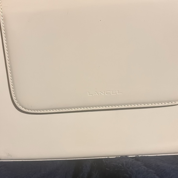 Lancel - White Glossed Leather Structured Handbag - Picture 3 of 9